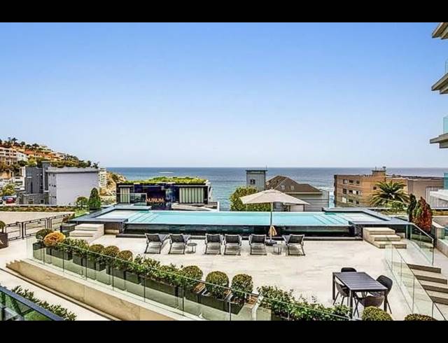 3 BEDROOM APARTMENT FOR SALE IN BANTRY BAY